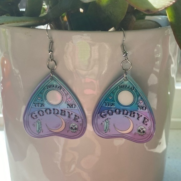 NWT Pink and blue Ouija board earrings - Picture 3 of 9
